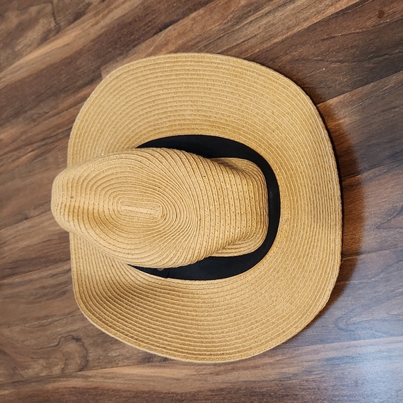 Sungrubbies Hat - Picture 1 of 3